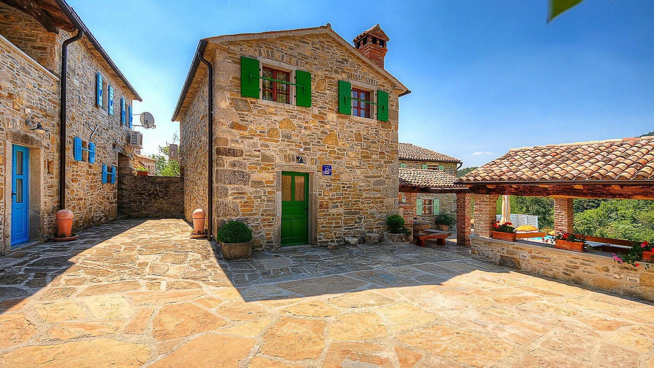 Photo of Others in Buzet