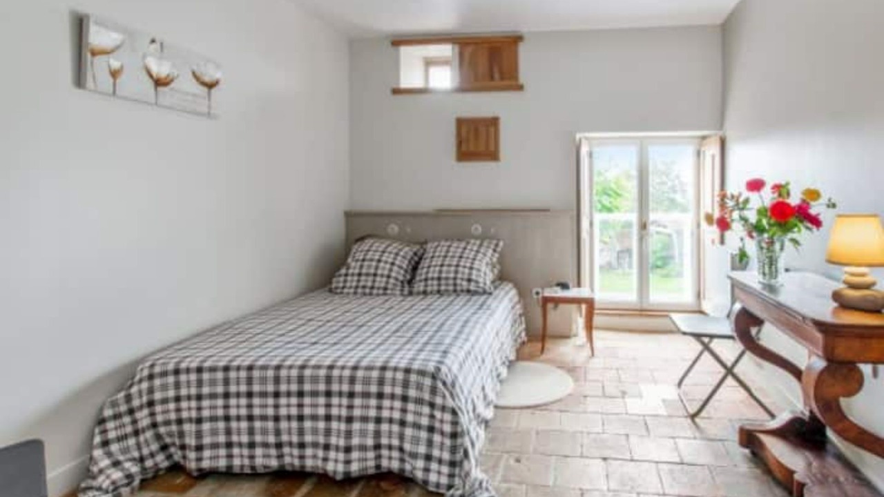 Photo of Bedroom in Assay