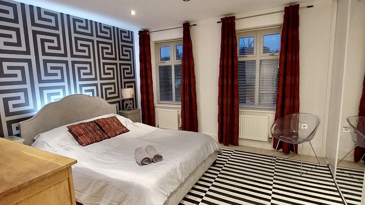 Photo of Others in Dickens Heath