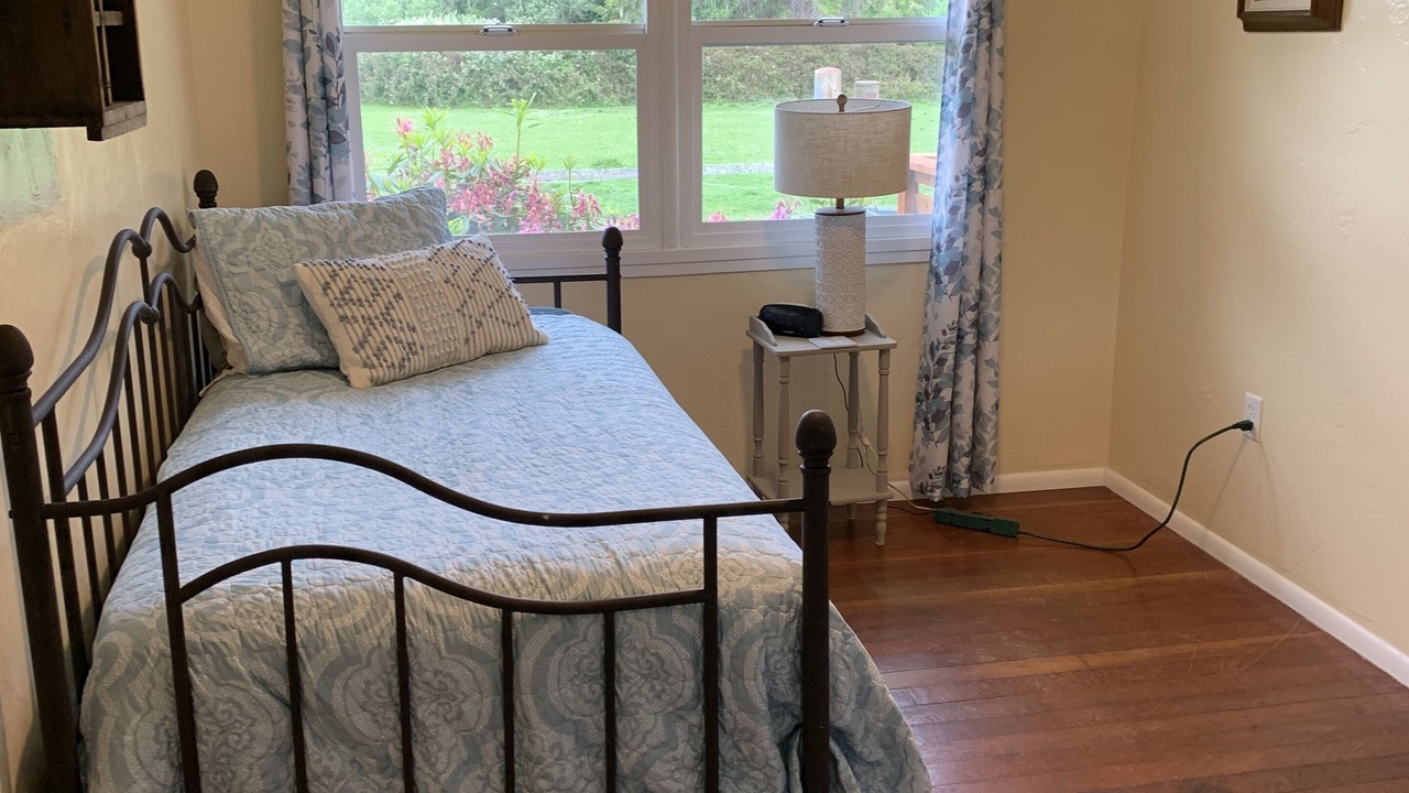 Photo of Bedroom in Orick
