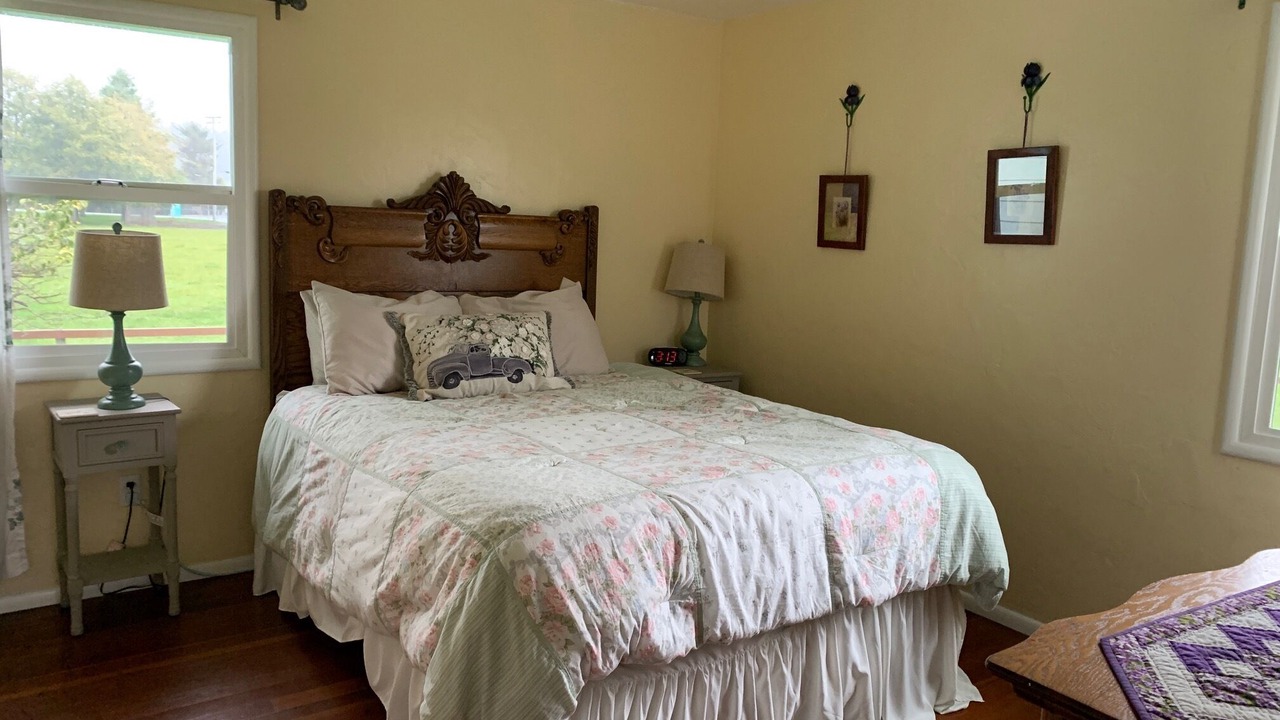 Photo of Bedroom in Orick