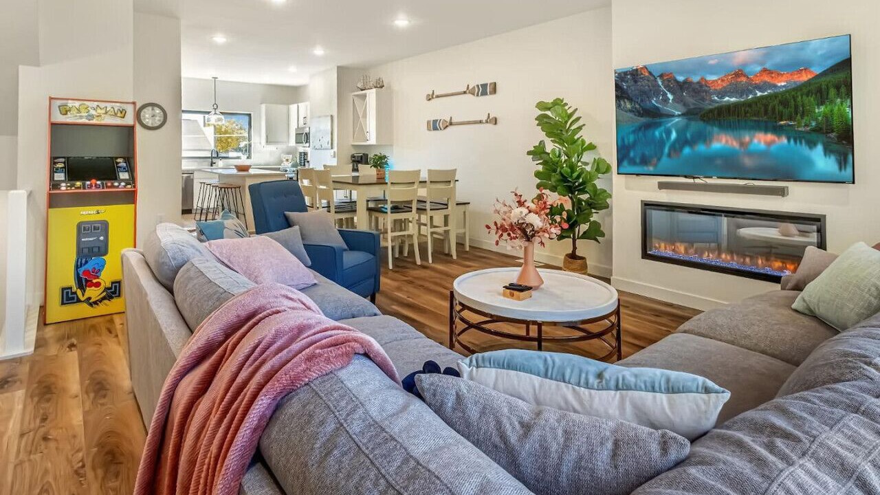 Photo of Livingroom in Arnolds Park