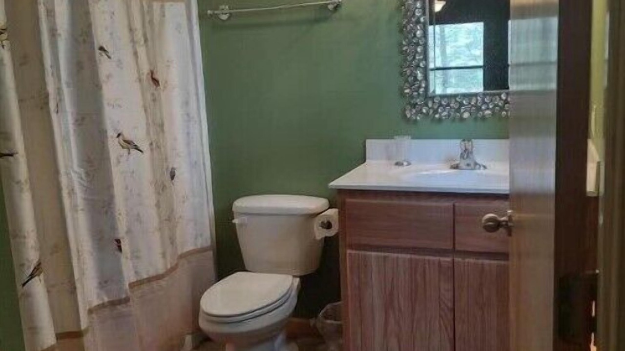 Photo of Bathroom in Cloudcroft