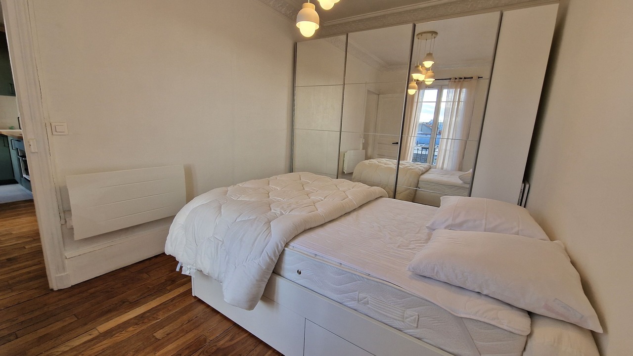 Photo of Bedroom in Petit-Colombes
