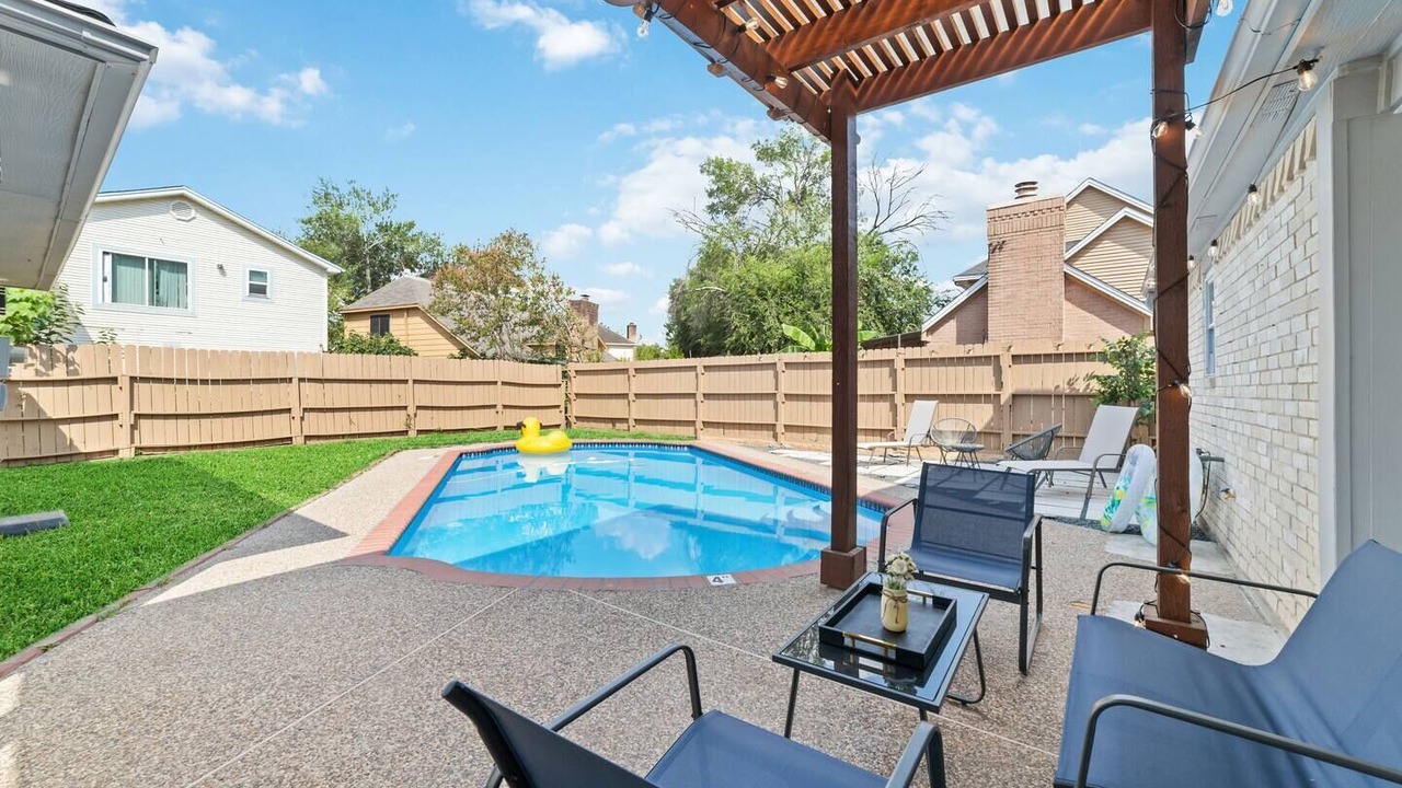 Photo of Outdoor in Clodine