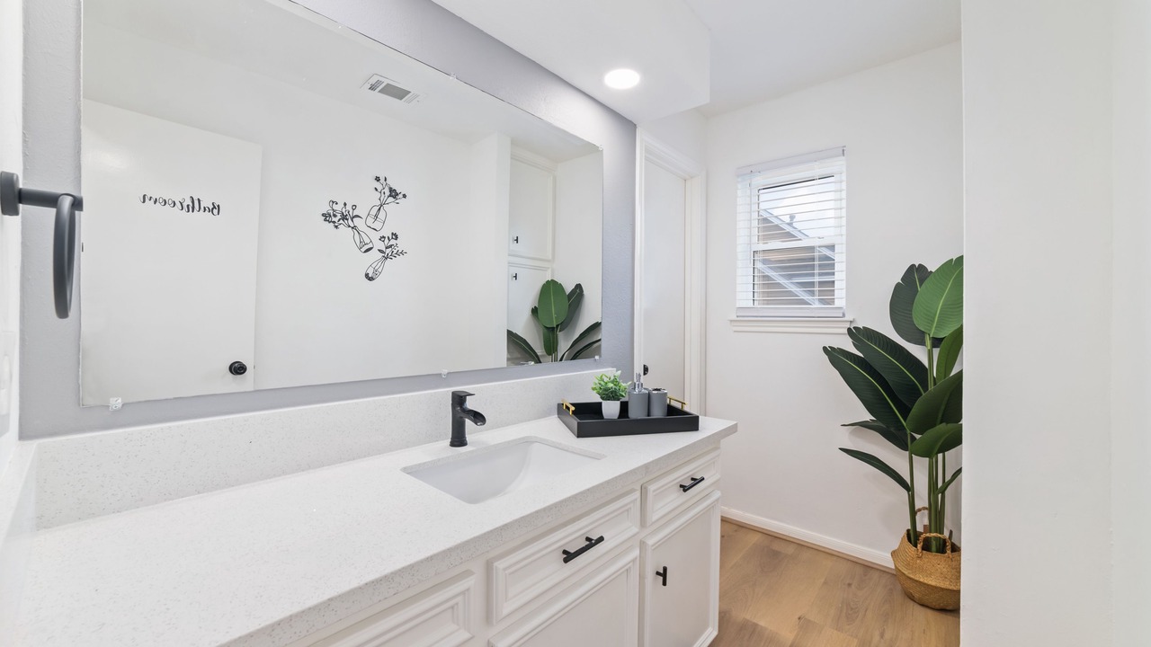 Photo of Bathroom in Clodine