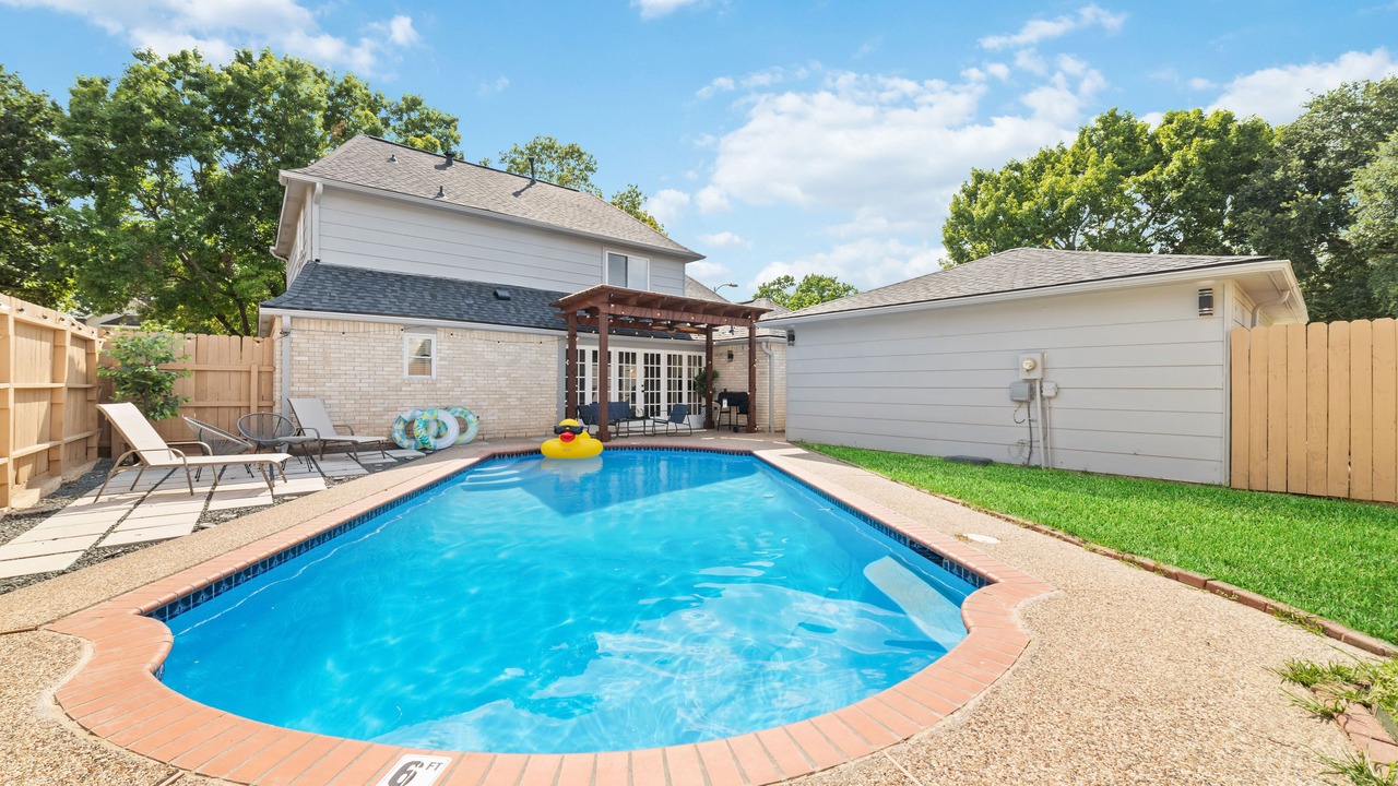 Photo of Outdoor in Clodine