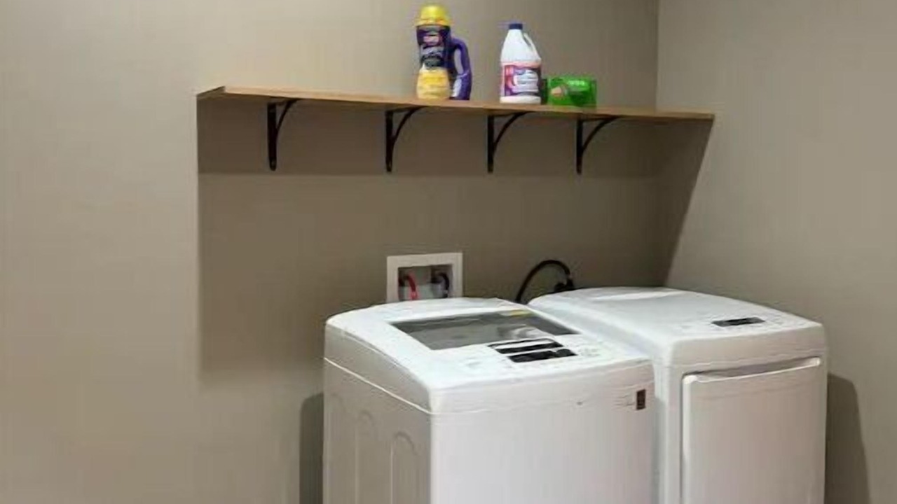 Photo of Others in Ingraham