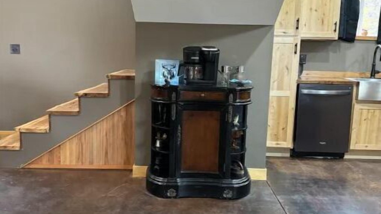 Photo of Others in Ingraham