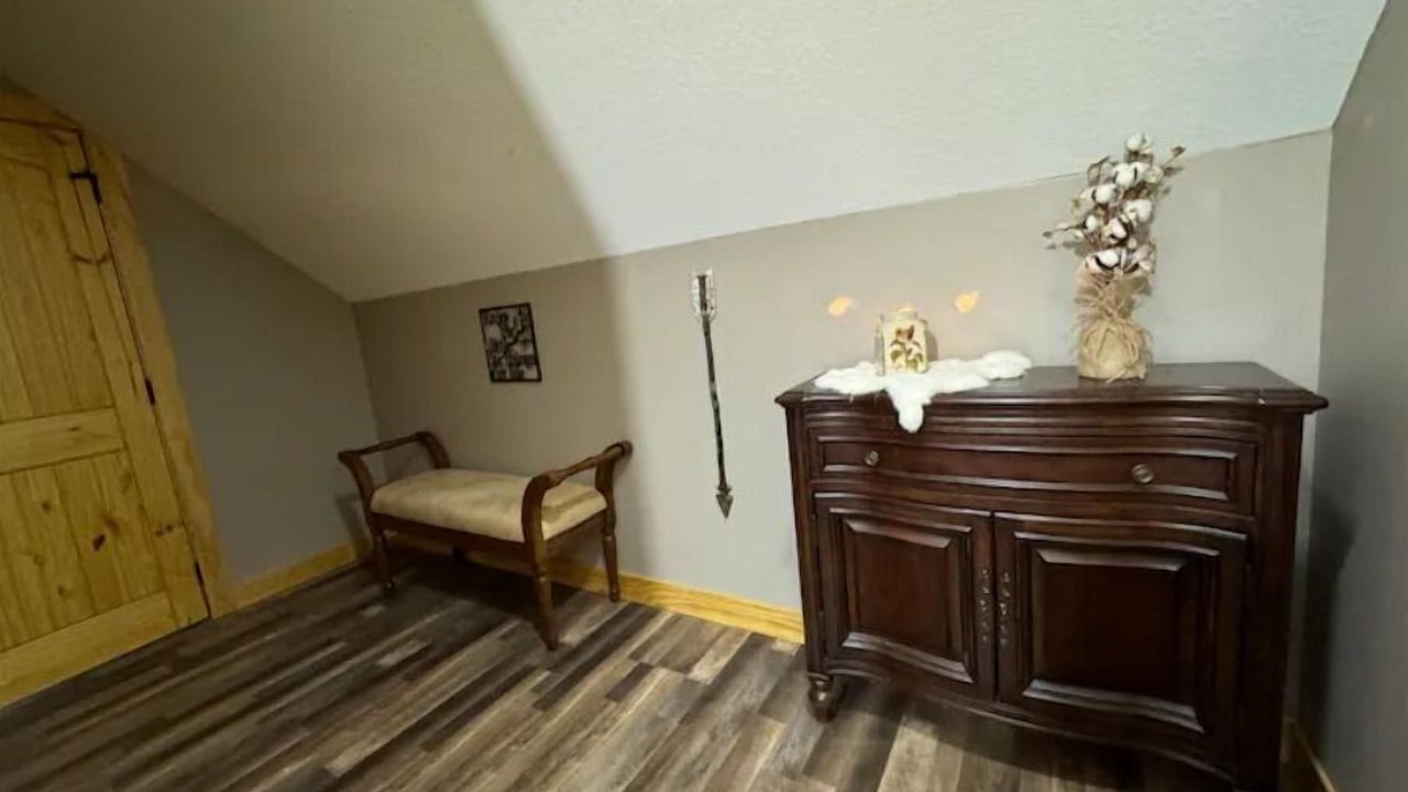 Photo of Others in Ingraham