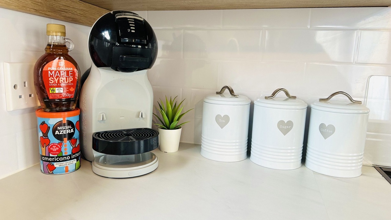 Photo of Others in Cayton Bay