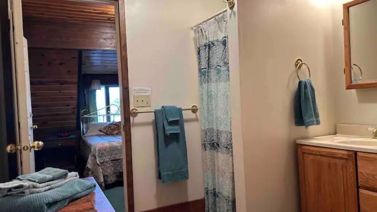 Photo of Bedroom in Talkeetna