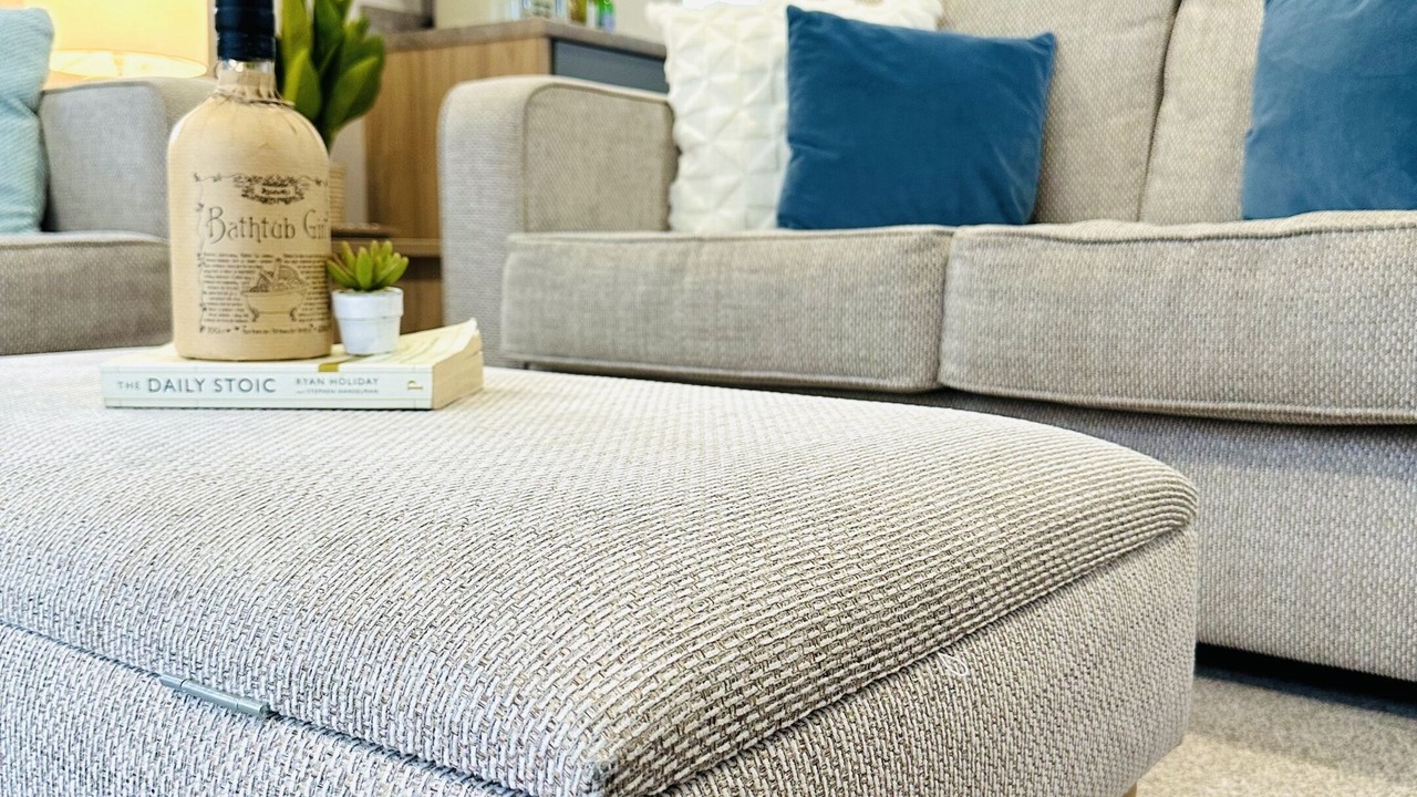 Photo of Bedroom in Cayton Bay