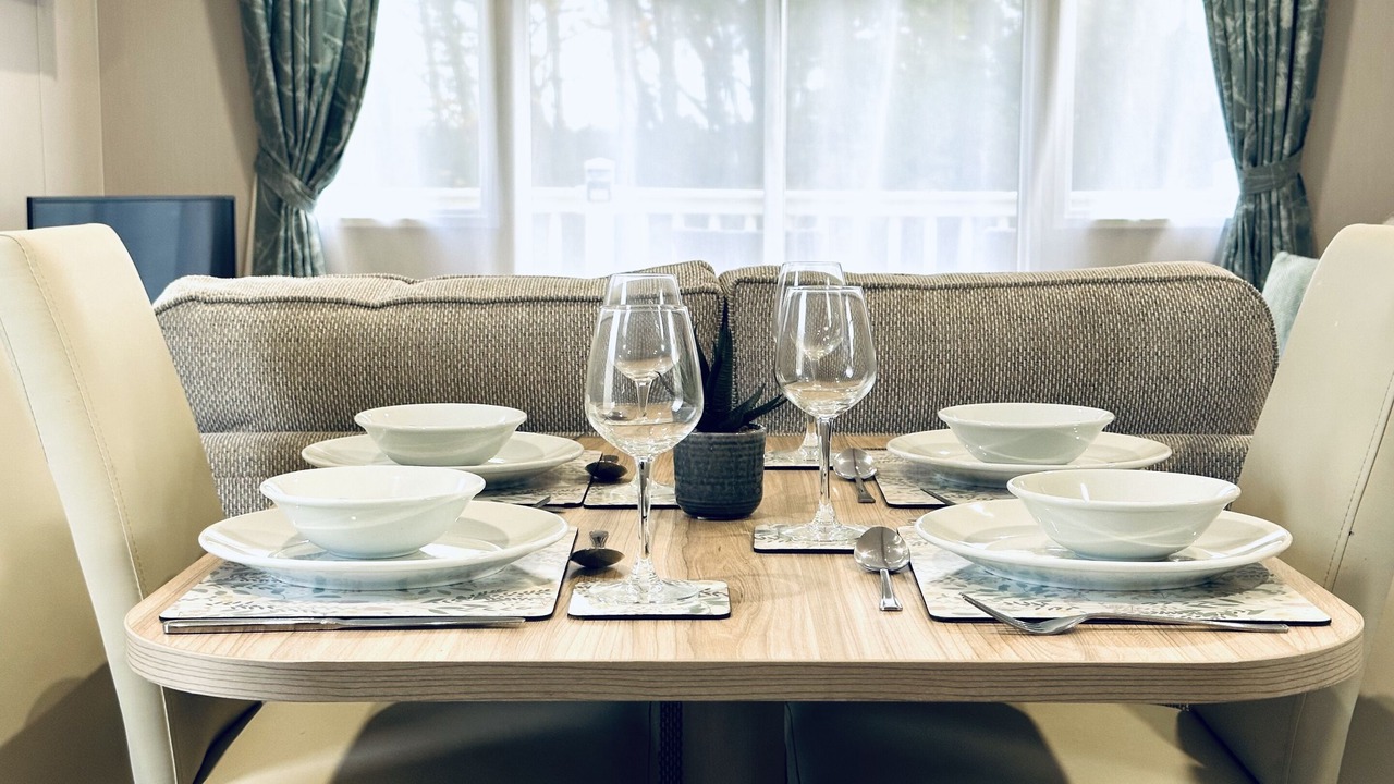 Photo of Others in Cayton Bay