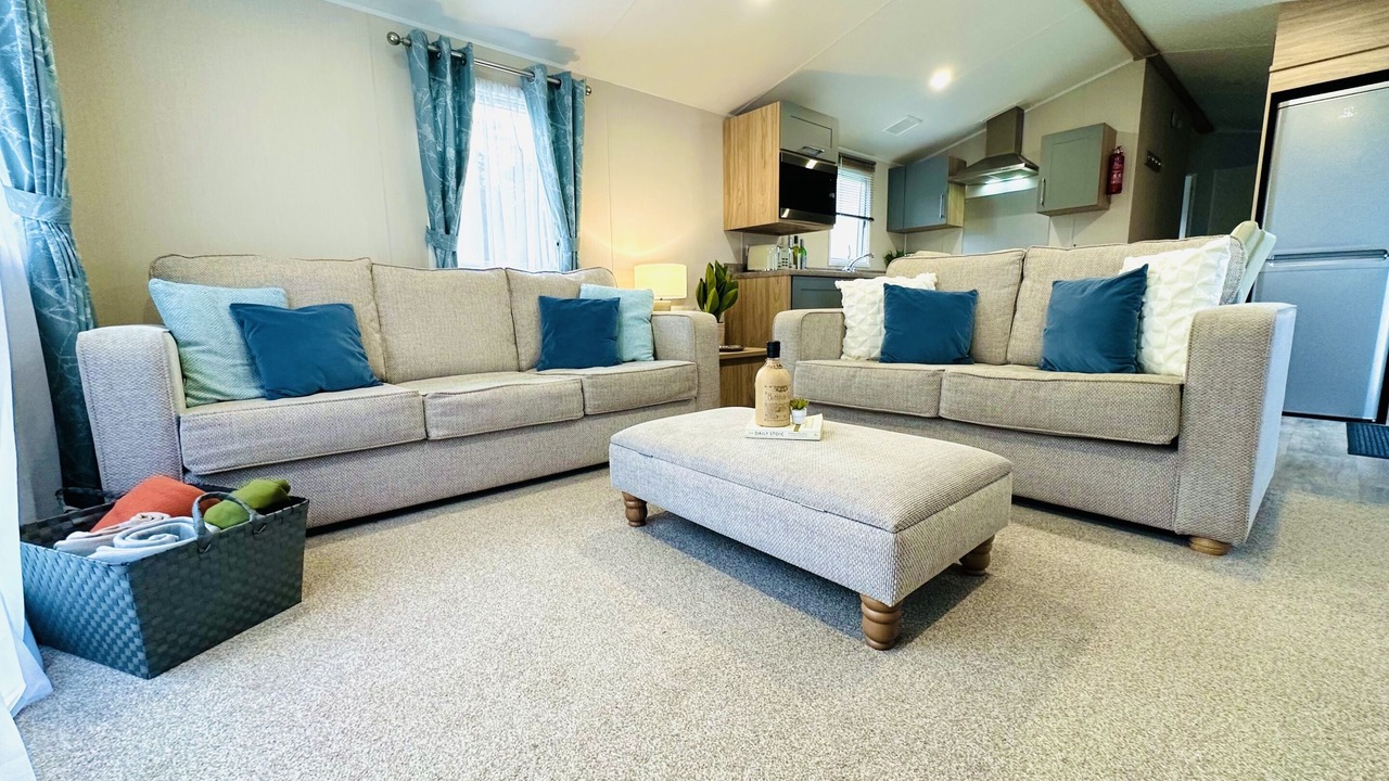 Photo of Livingroom in Cayton Bay