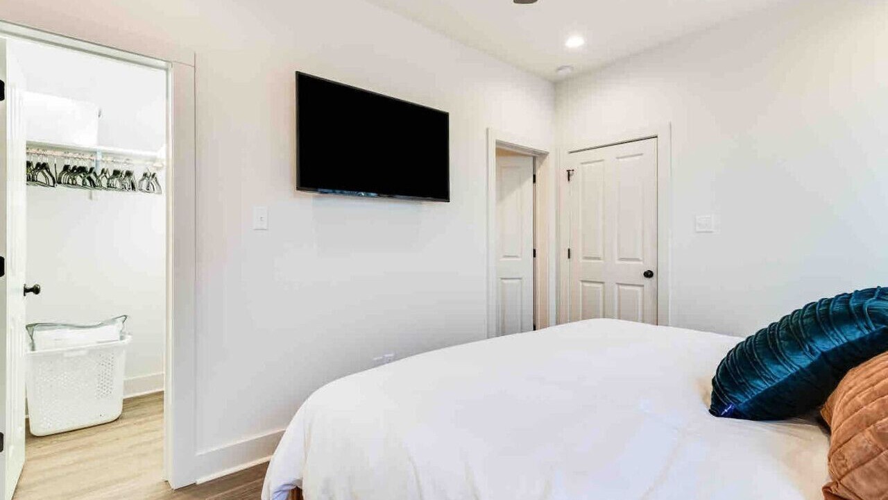 Photo of Bedroom in Lafayette