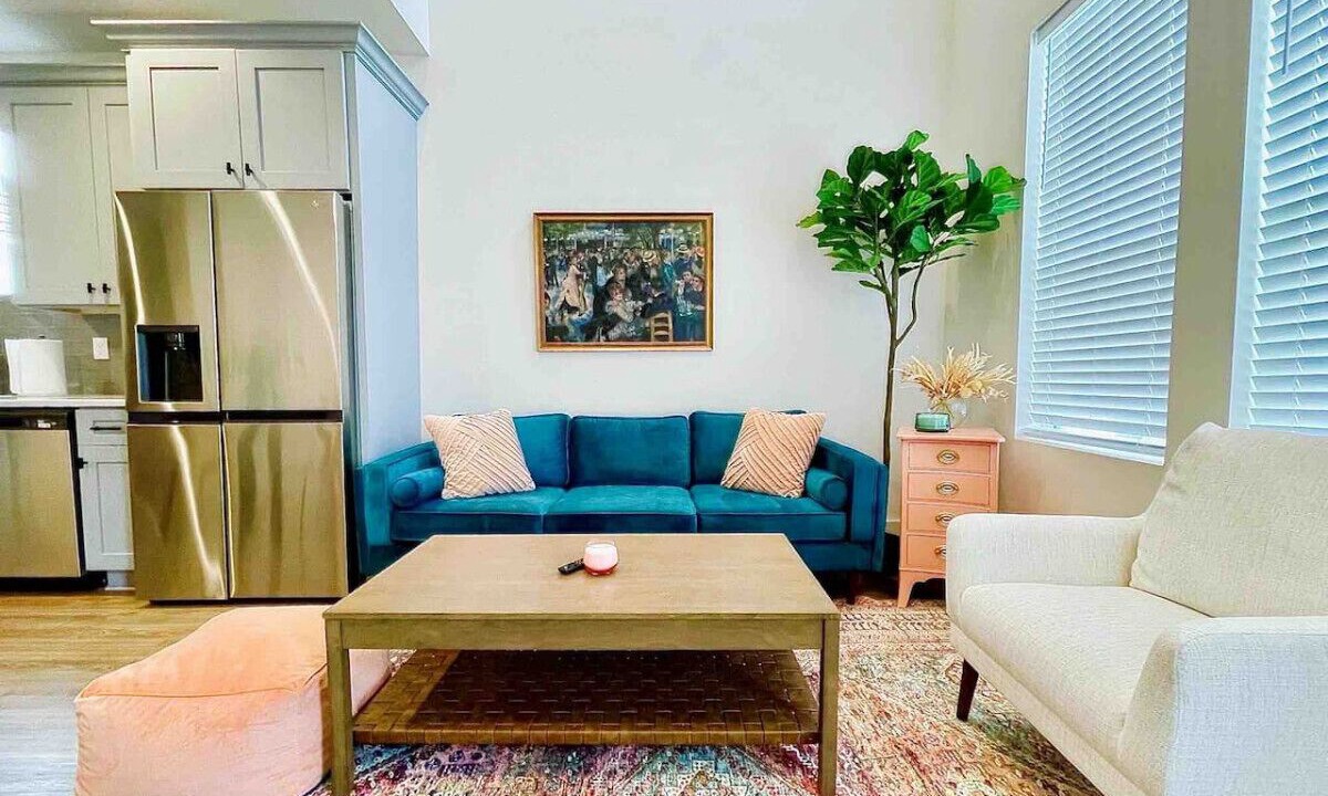 Photo of Livingroom in Lafayette