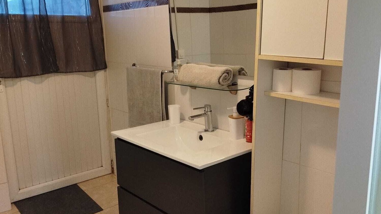 Photo of Bathroom in La Ferte-Gaucher