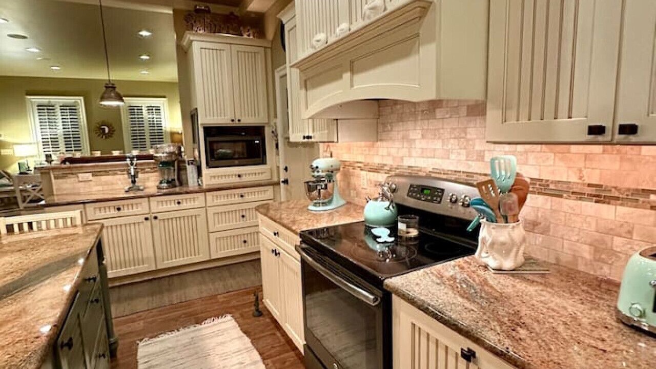 Photo of Kitchen in Town Bank