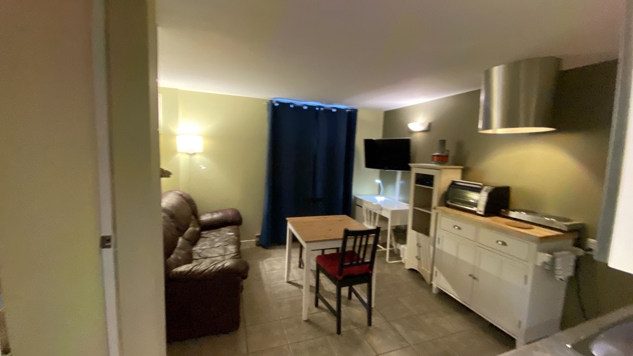 Photo of Livingroom in Boucherville
