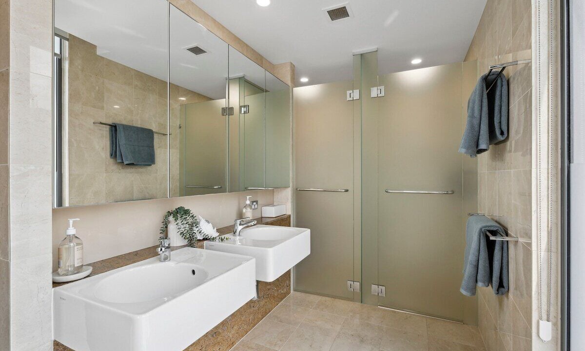 Photo of Bathroom in Broadbeach