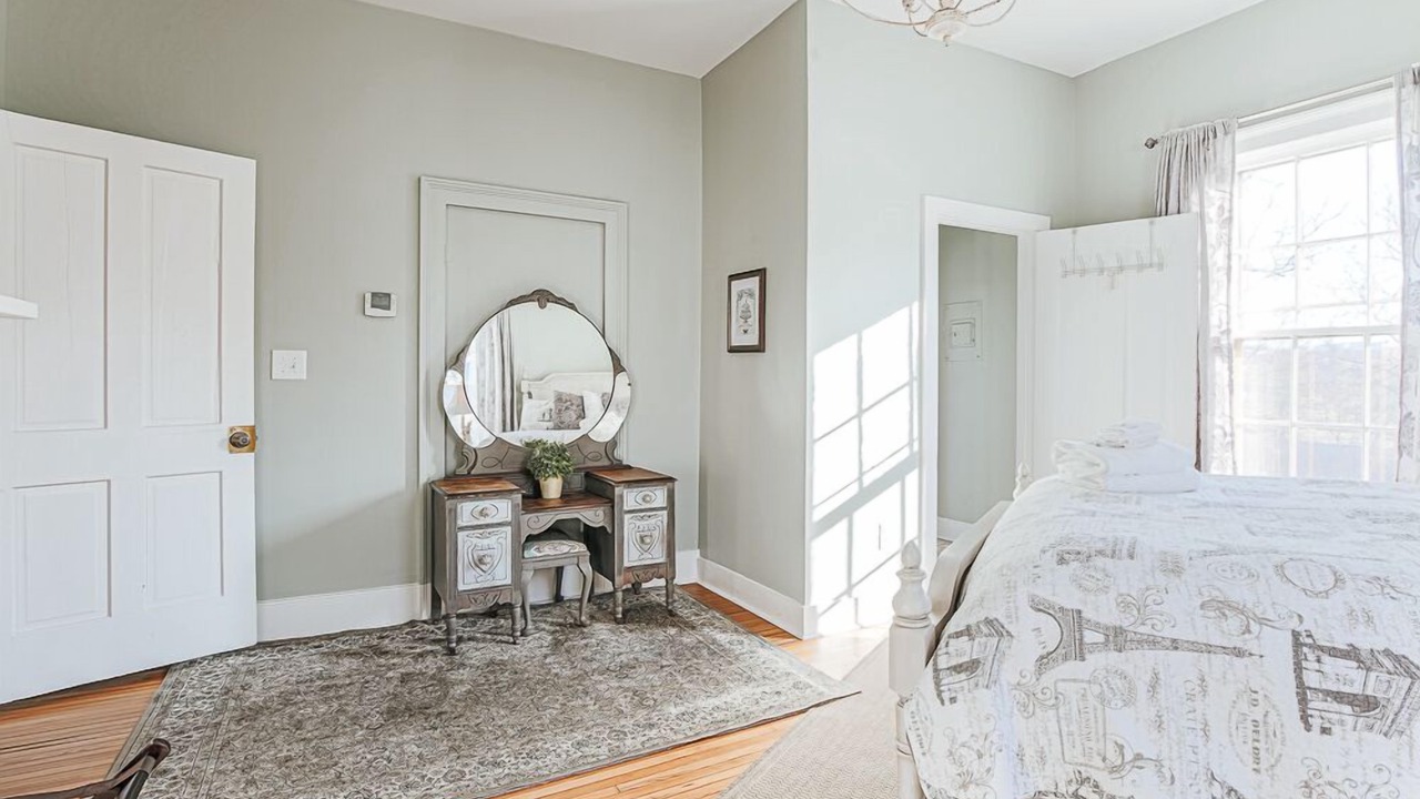 Photo of Bedroom in Staunton