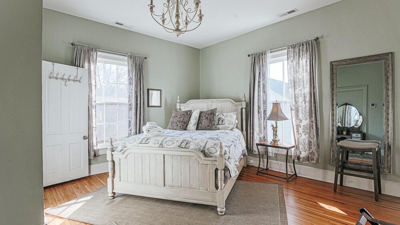 Photo of Bedroom in Staunton