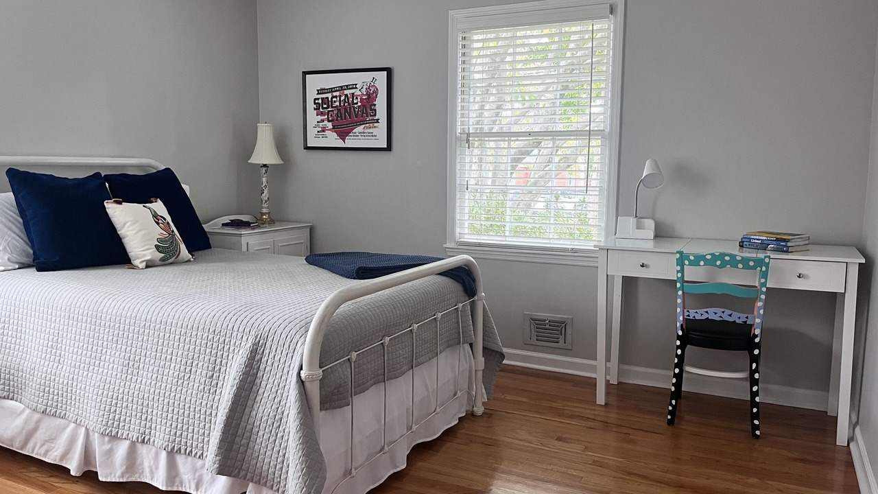Photo of Bedroom in Summerville