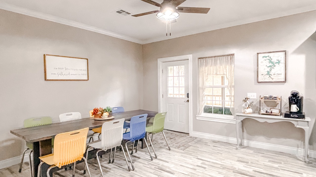 Photo of Bedroom in Hoyt