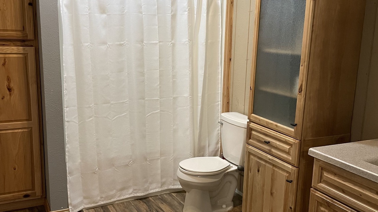Photo of Bathroom in Grayridge