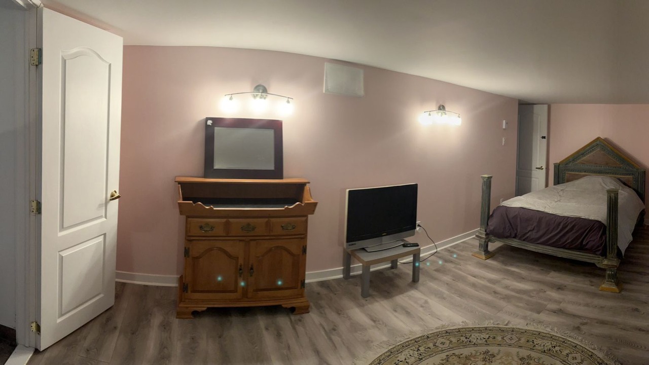 Photo of Bedroom in Mont-Royal