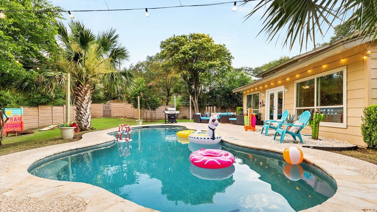 Photo of Outdoor in Vance Jackson