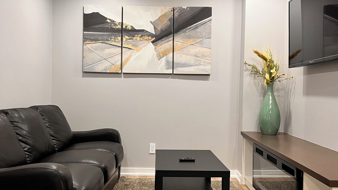 Photo of Livingroom in Bowmanville