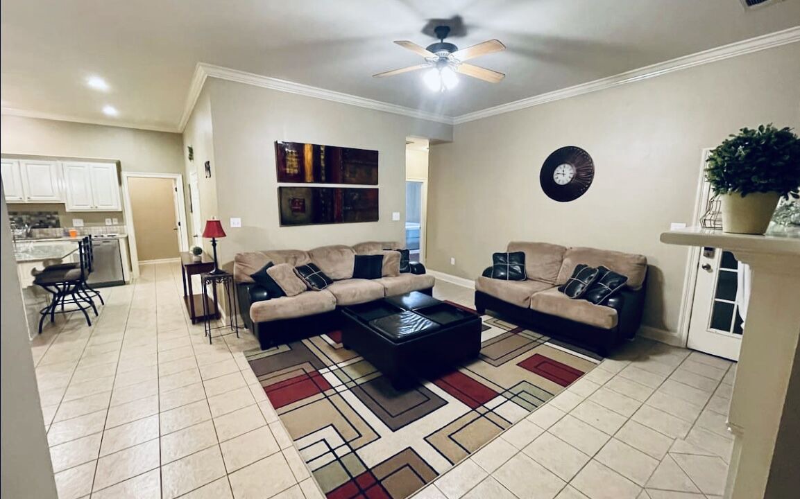 Photo of Livingroom in Mid City South