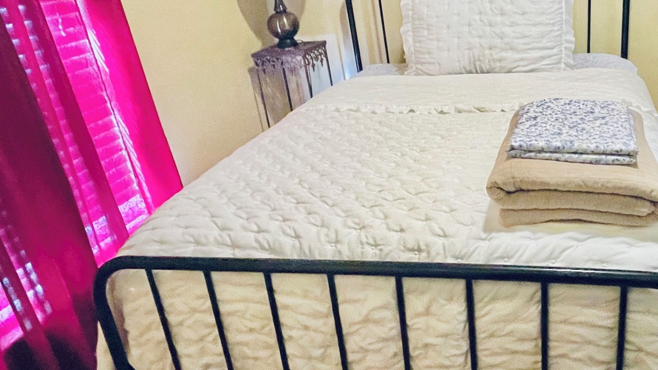 Photo of Bedroom in Mid City South