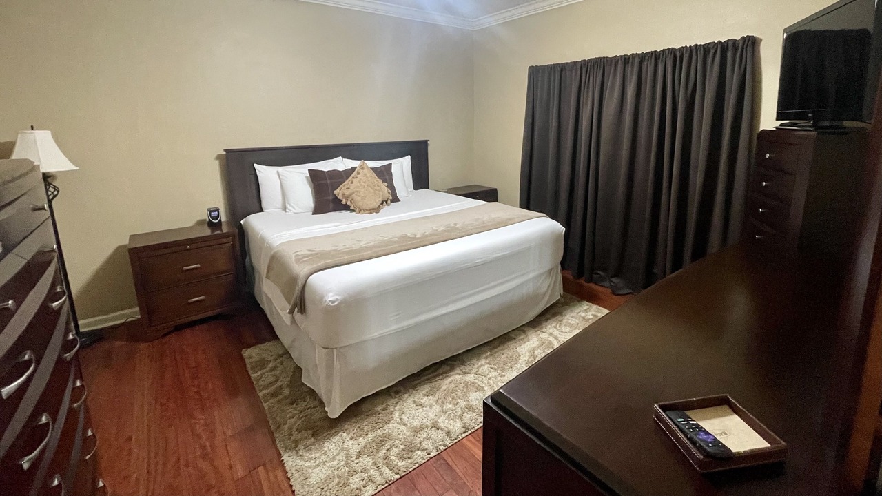 Photo of Bedroom in Mid City South