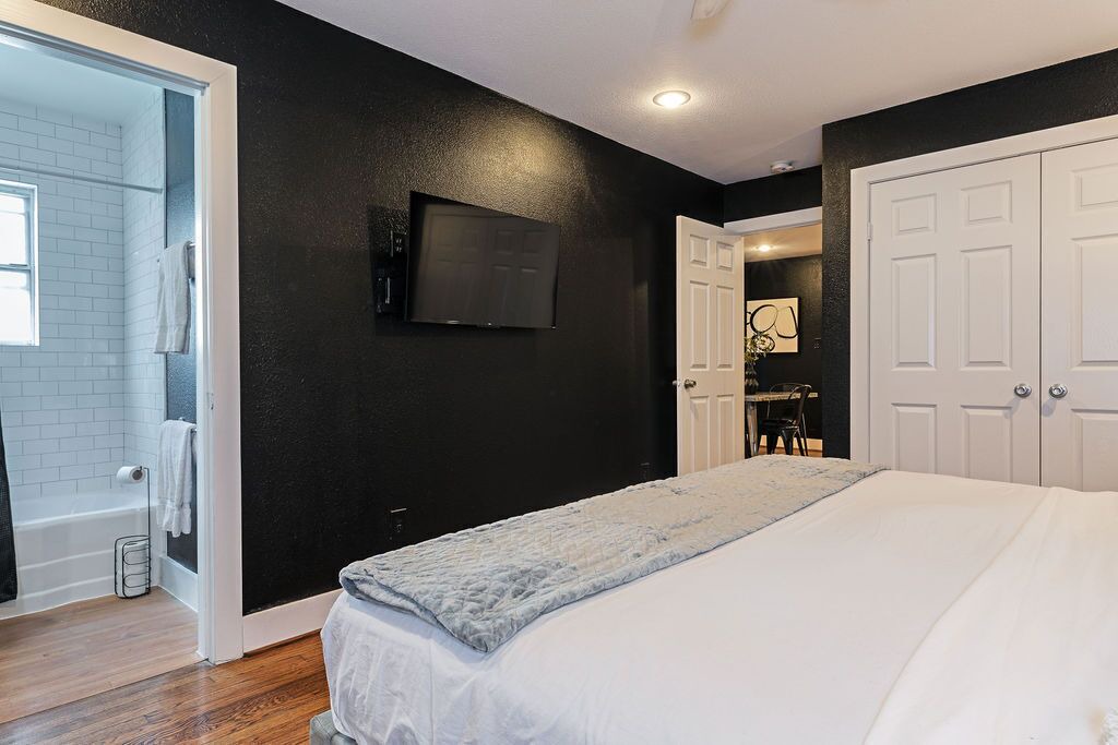 Photo of Bedroom in Greenway Plaza-Upper Kirby