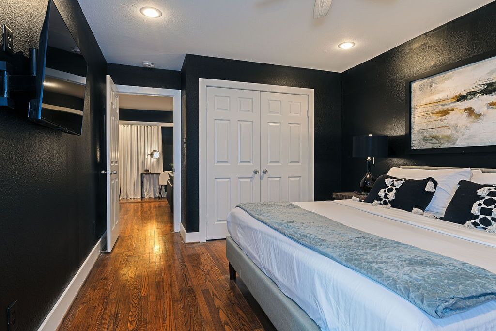 Photo of Bedroom in Greenway Plaza-Upper Kirby