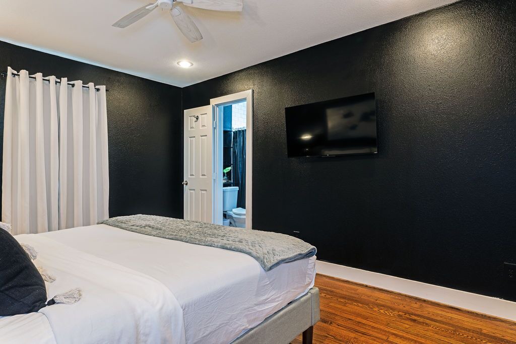Photo of Bedroom in Greenway Plaza-Upper Kirby