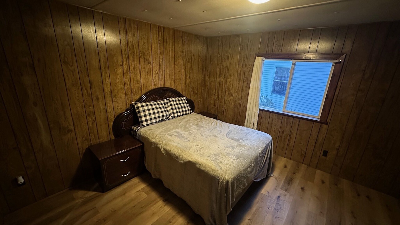 Photo of Bedroom in Newberry