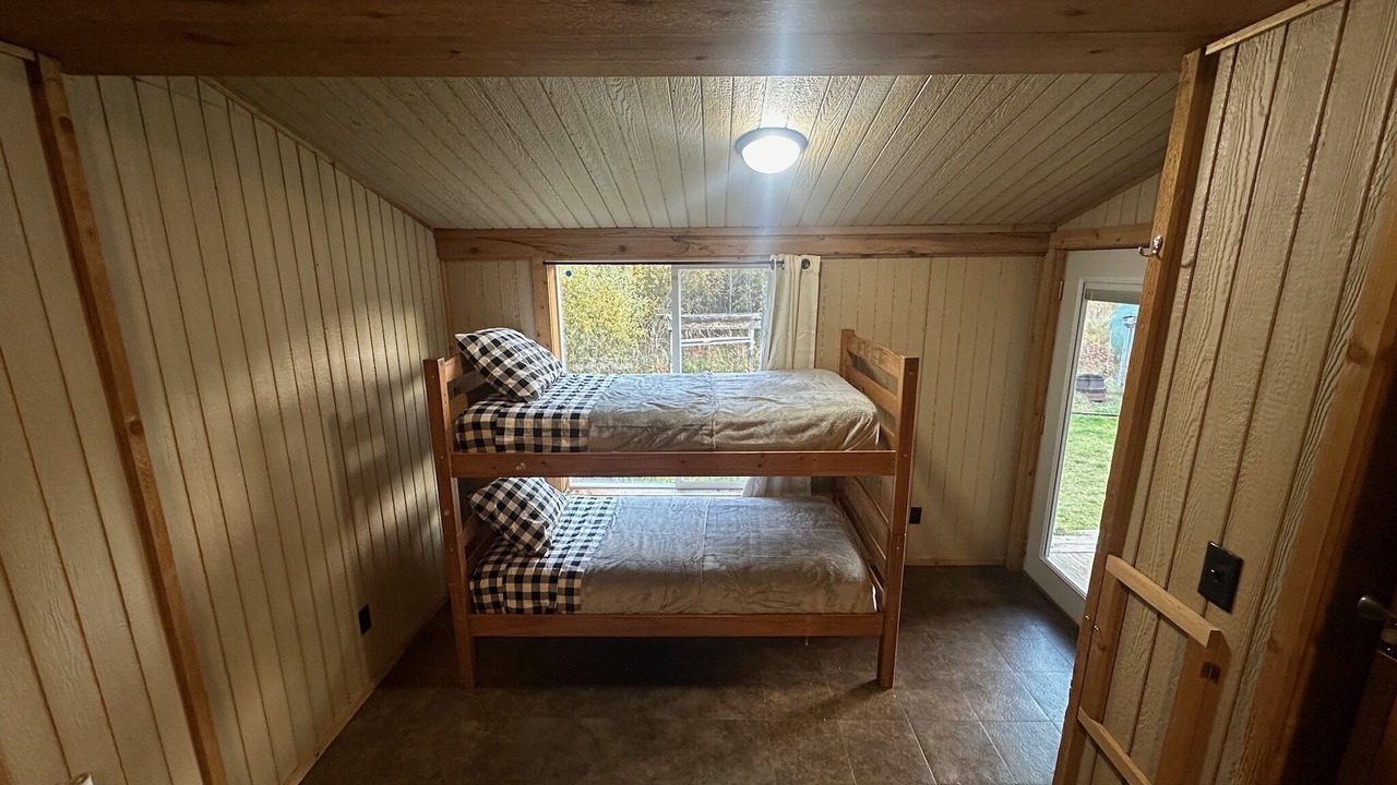 Photo of Bedroom in Newberry