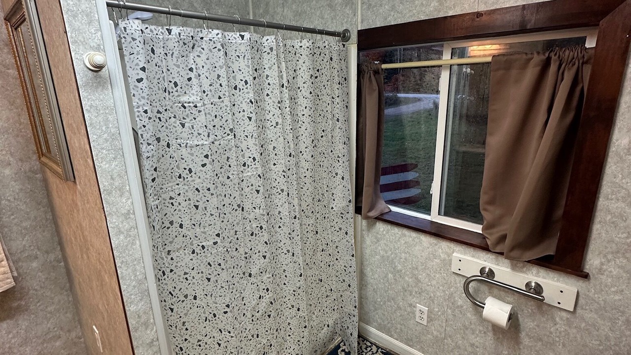 Photo of Bathroom in Newberry