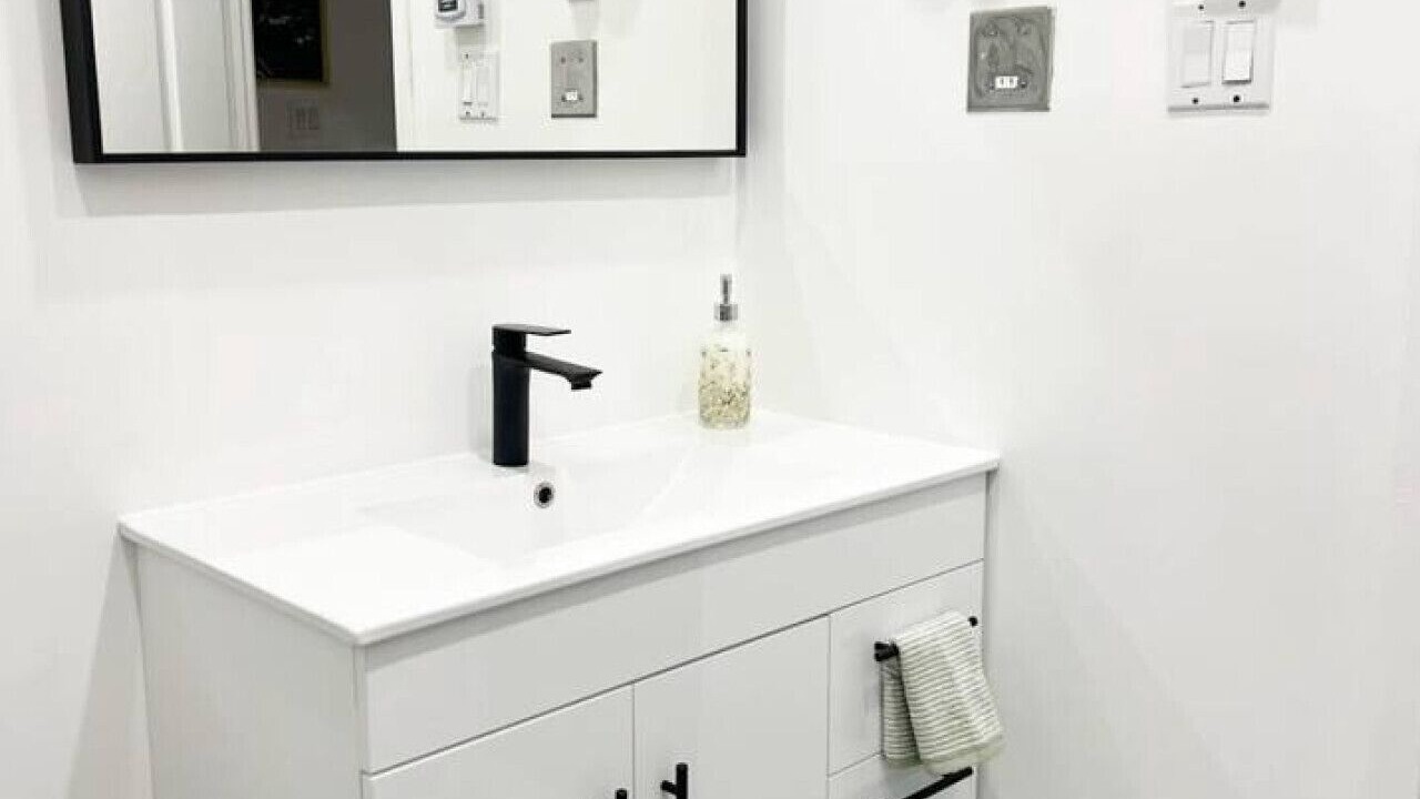 Photo of Bathroom in Laval