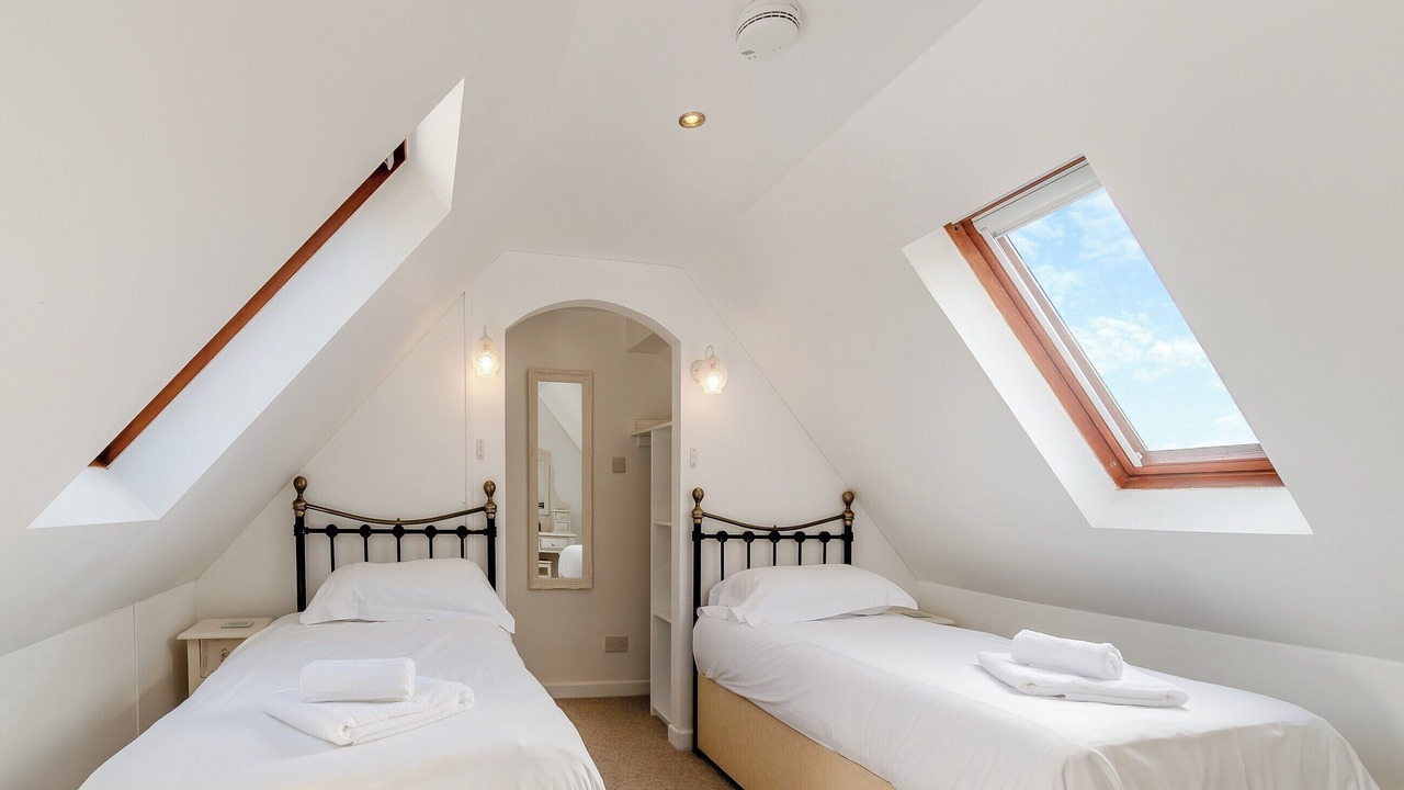 Photo of Others in Tremain