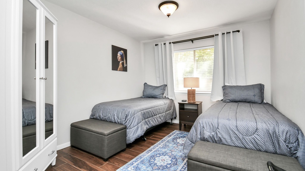 Photo of Bedroom in Alden Bridge