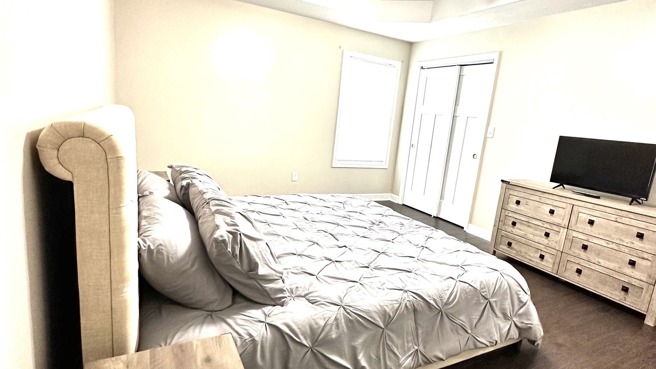 Photo of Bedroom in Bowling Green