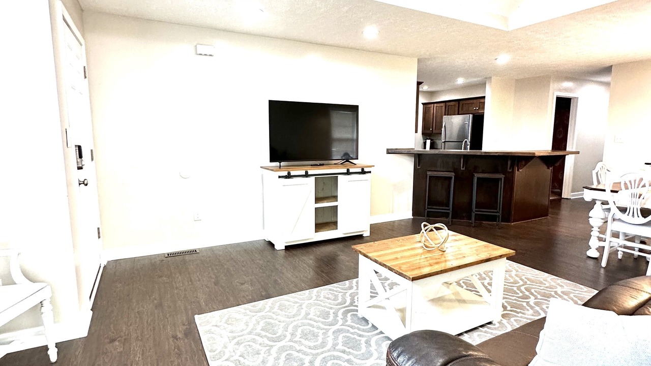 Photo of Livingroom in Bowling Green