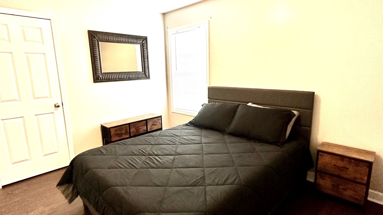 Photo of Bedroom in Bowling Green