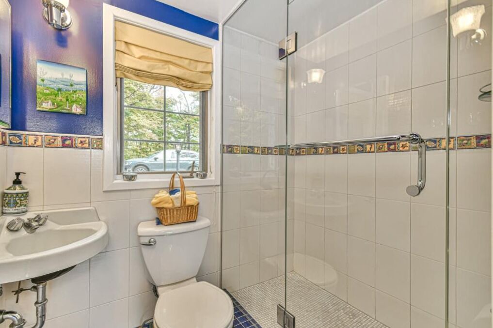 Photo of Bathroom in Sainte-Ann-des-Lacs
