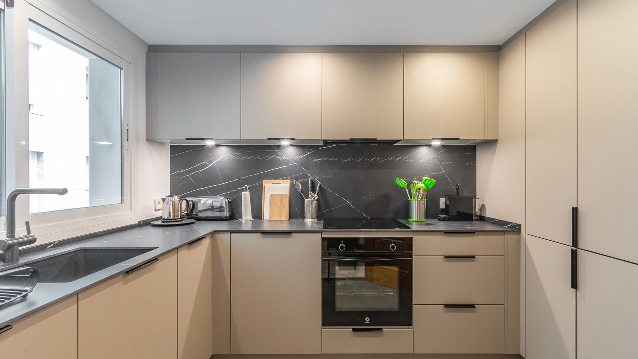 Photo of Kitchen in Marbella Seafront Promenade